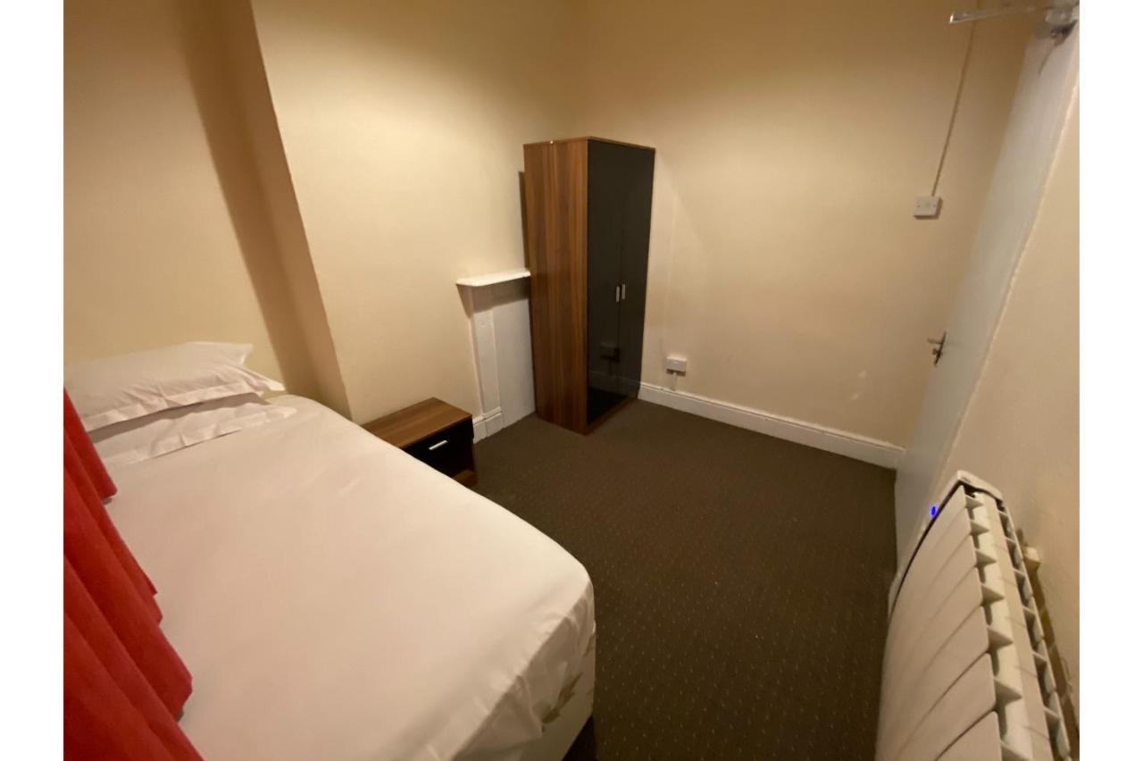 Newport Lodge Екстер'єр фото